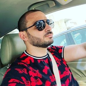 Meet your Posher, Aurelio